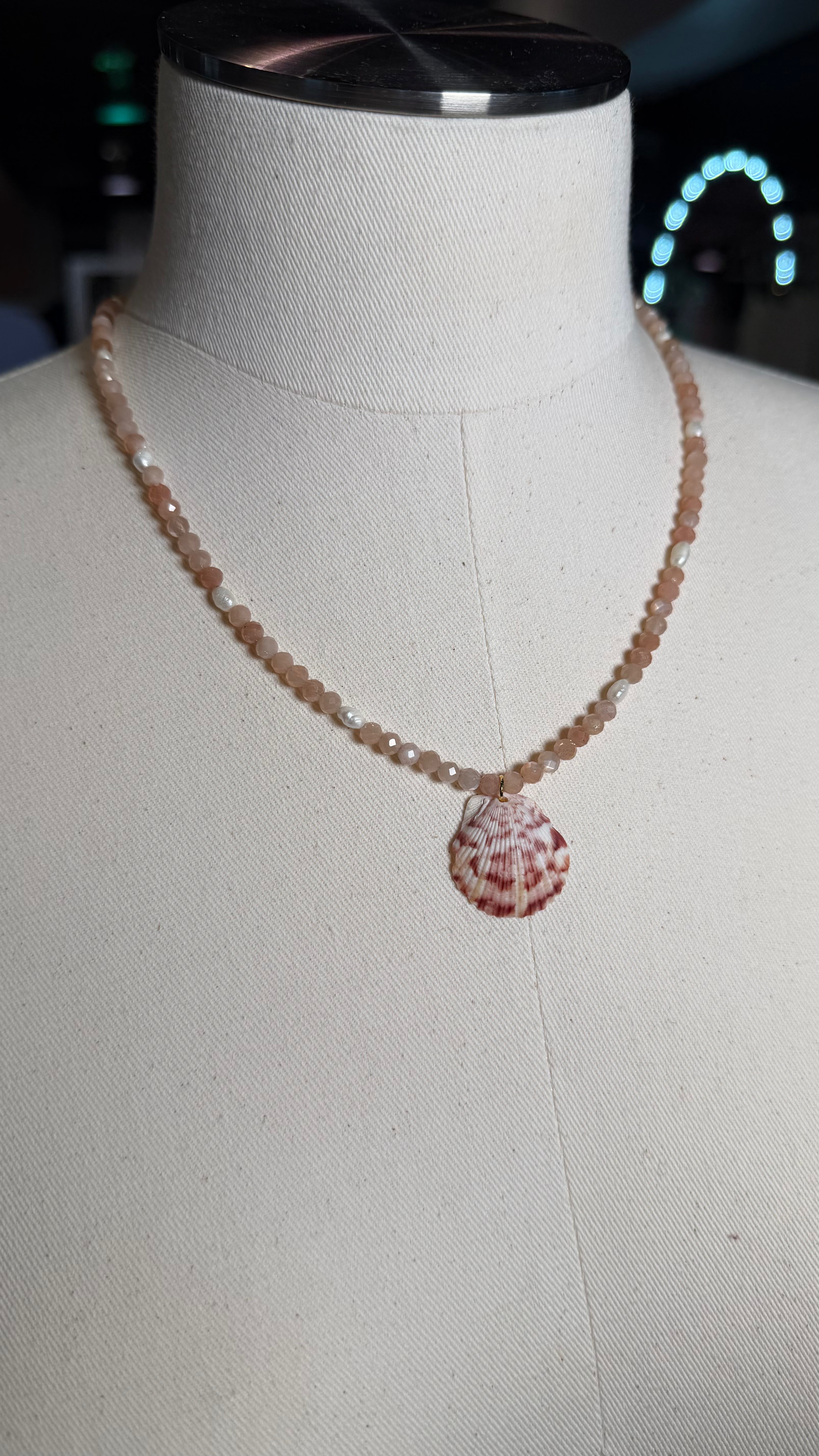 Peachy Rose Shell Necklace