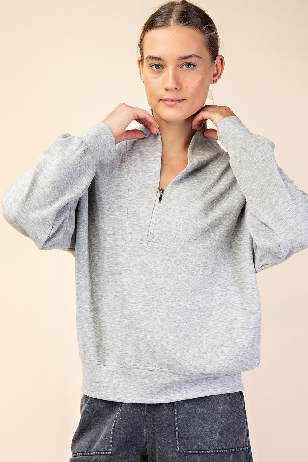 Luxe Scuba Jacket:Lt. Grey