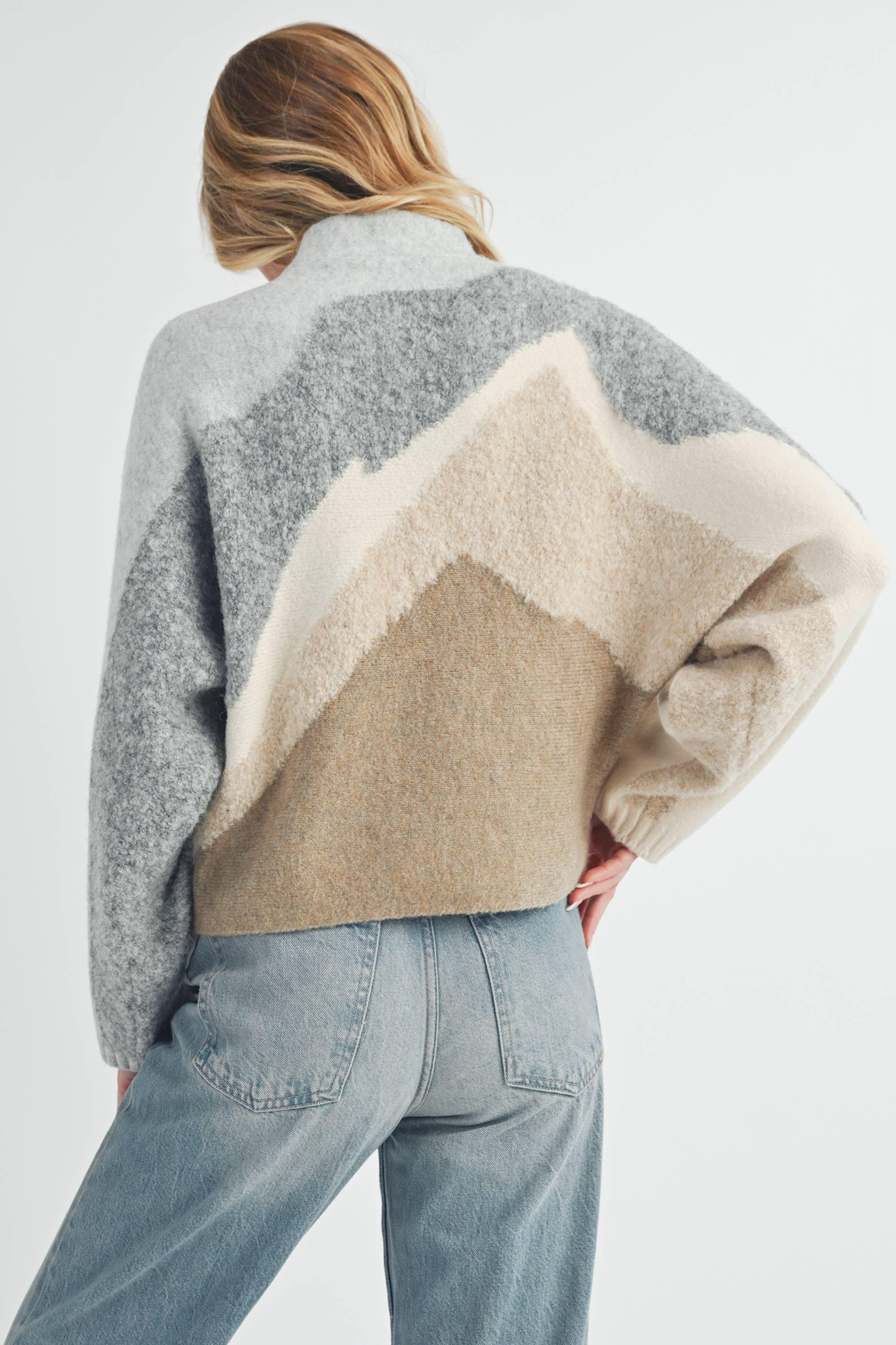 Betsy Sweater:Gray/Tan