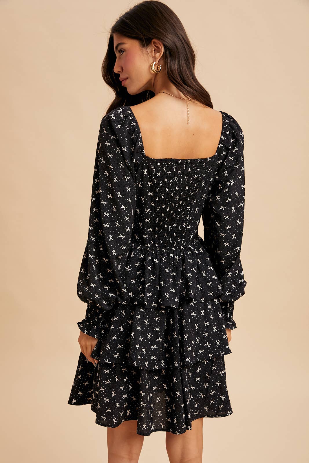Long Sleeve Tiered Mini Dress:Black
