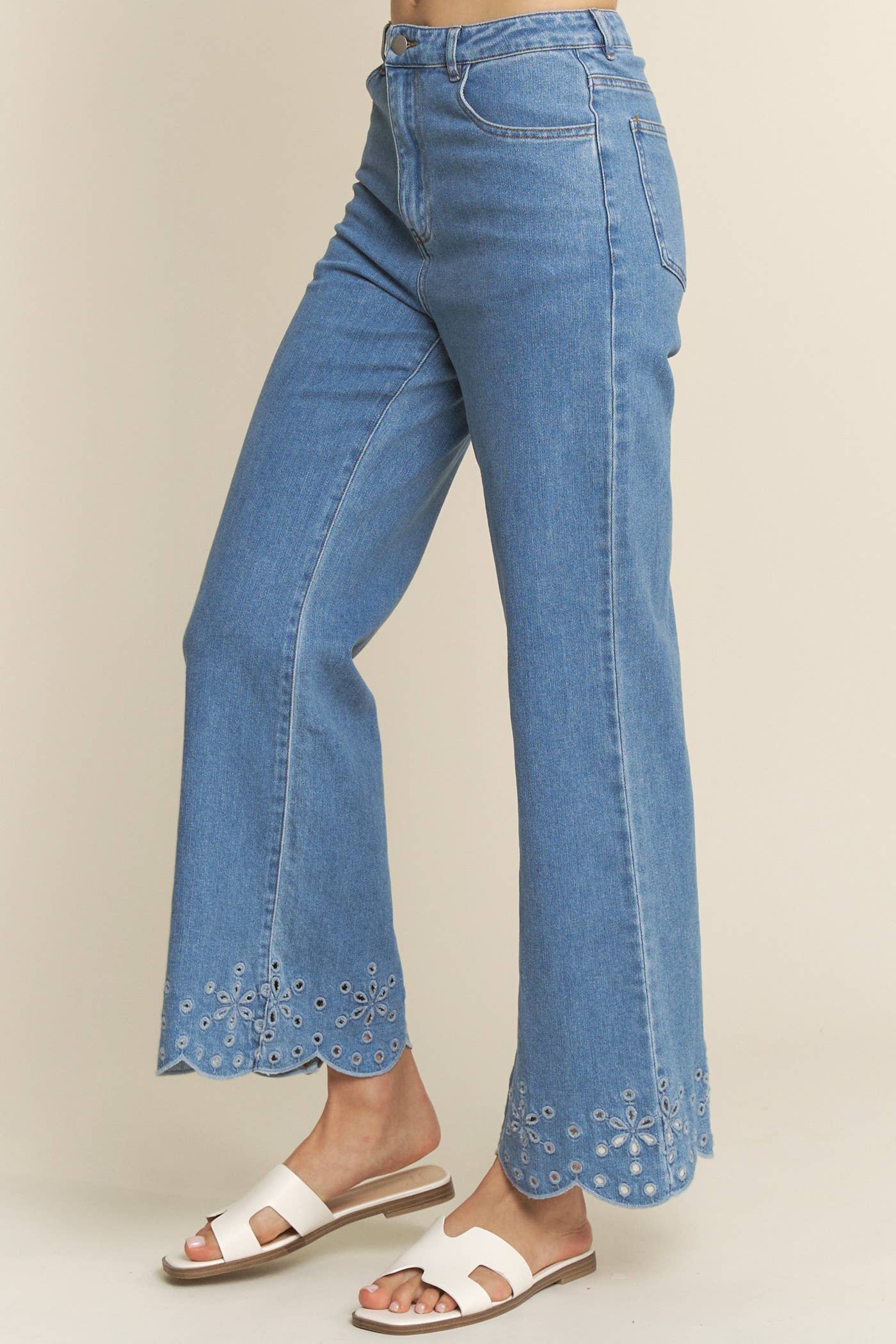 Detail Flare Jeans: Denim
