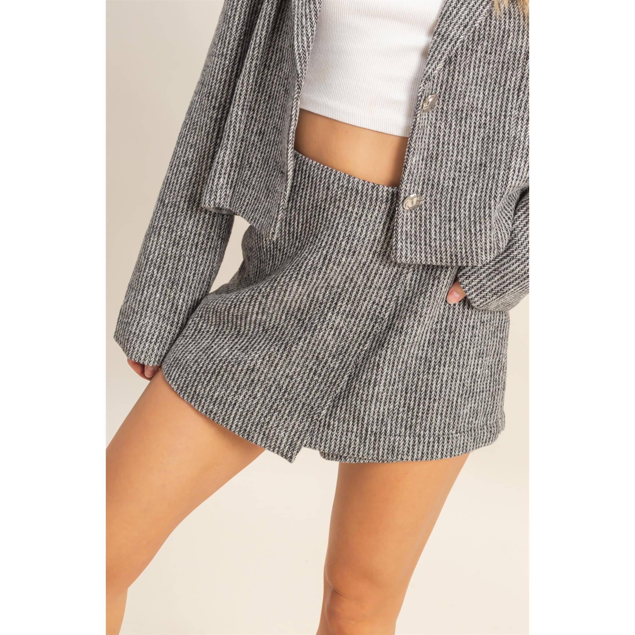 Silver Button Skort:White/Black