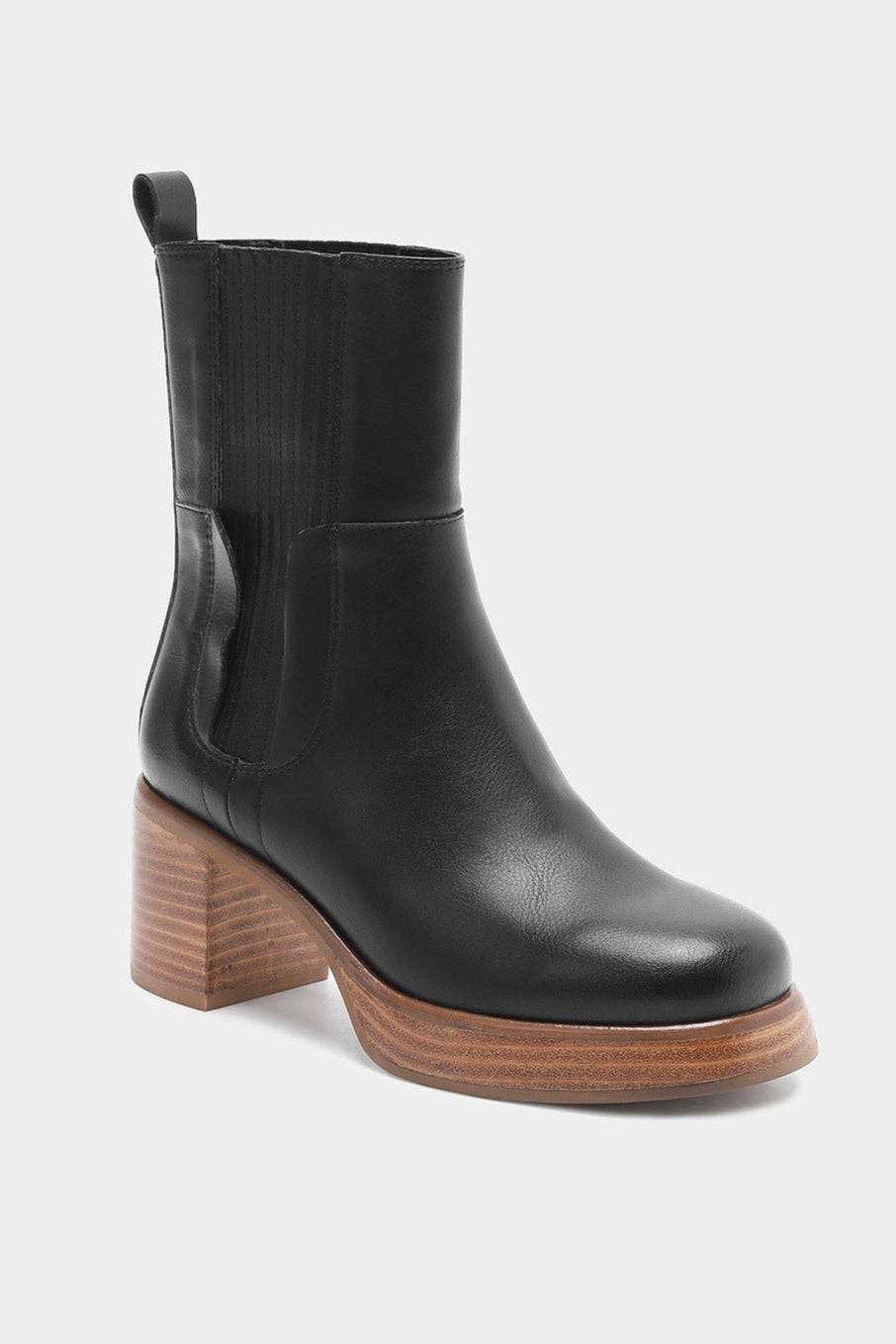 Tricia Boots: Black