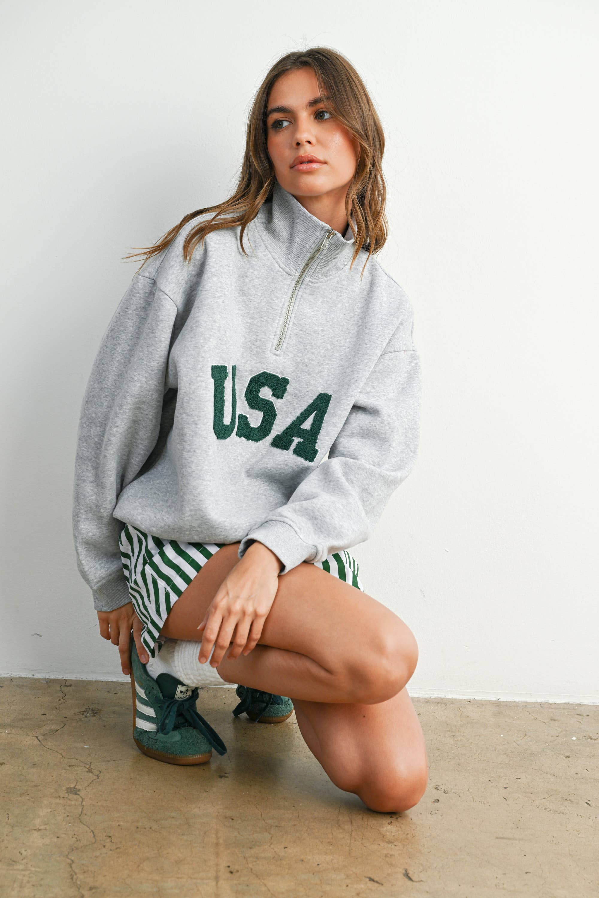USA Quarter Zip Top: Grey