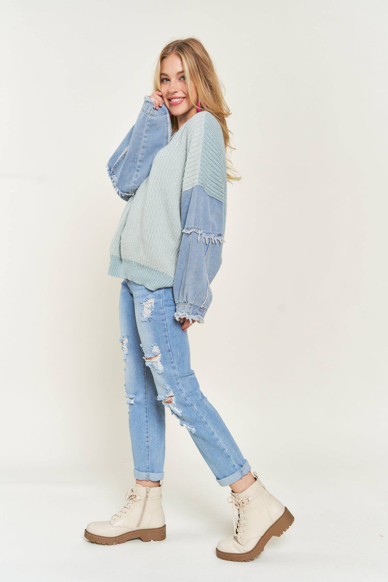 FRAYED DENIM SLEEVE SWEATER Blue