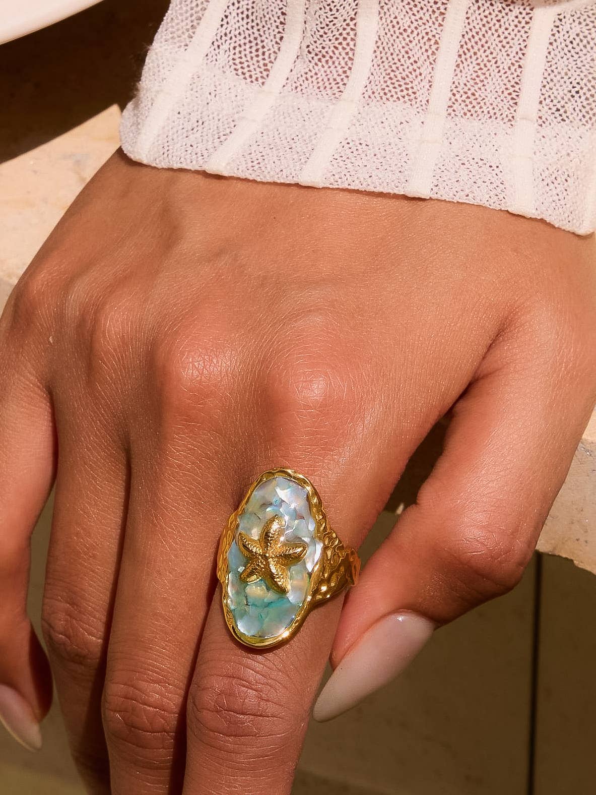 Keshet 18K Gold Starfish Ring: Blue