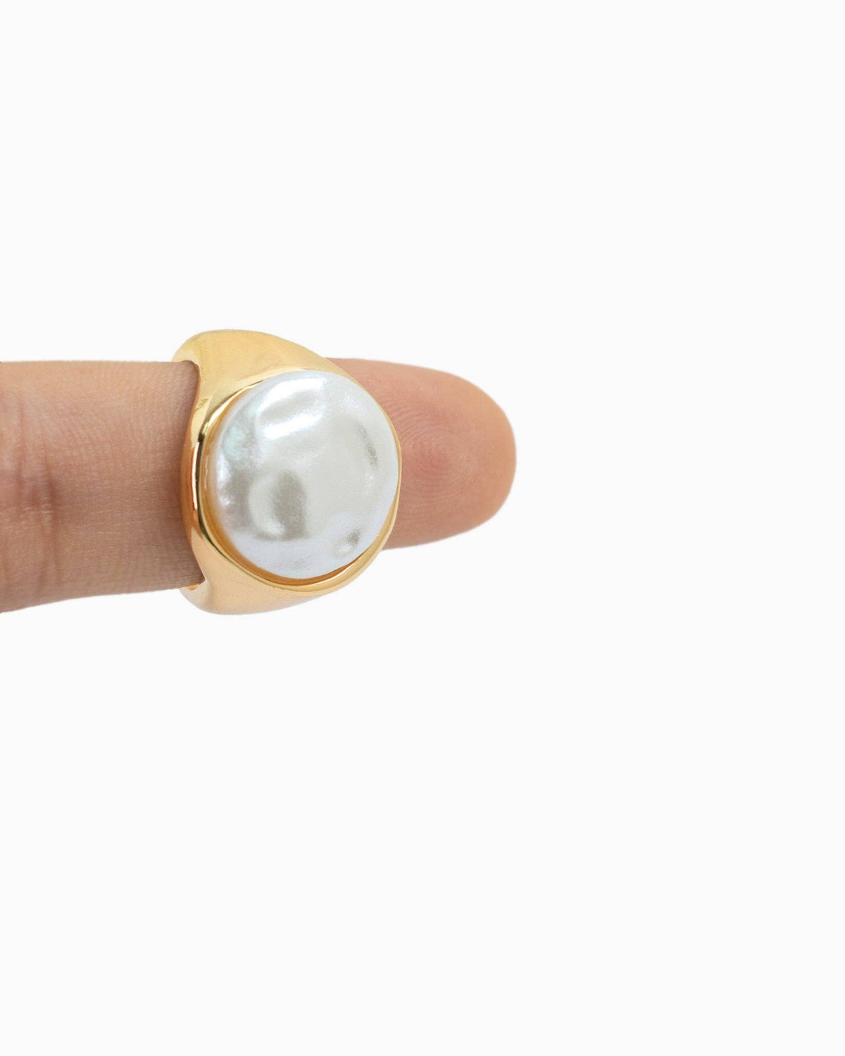 Pearl Bold Dome Ring