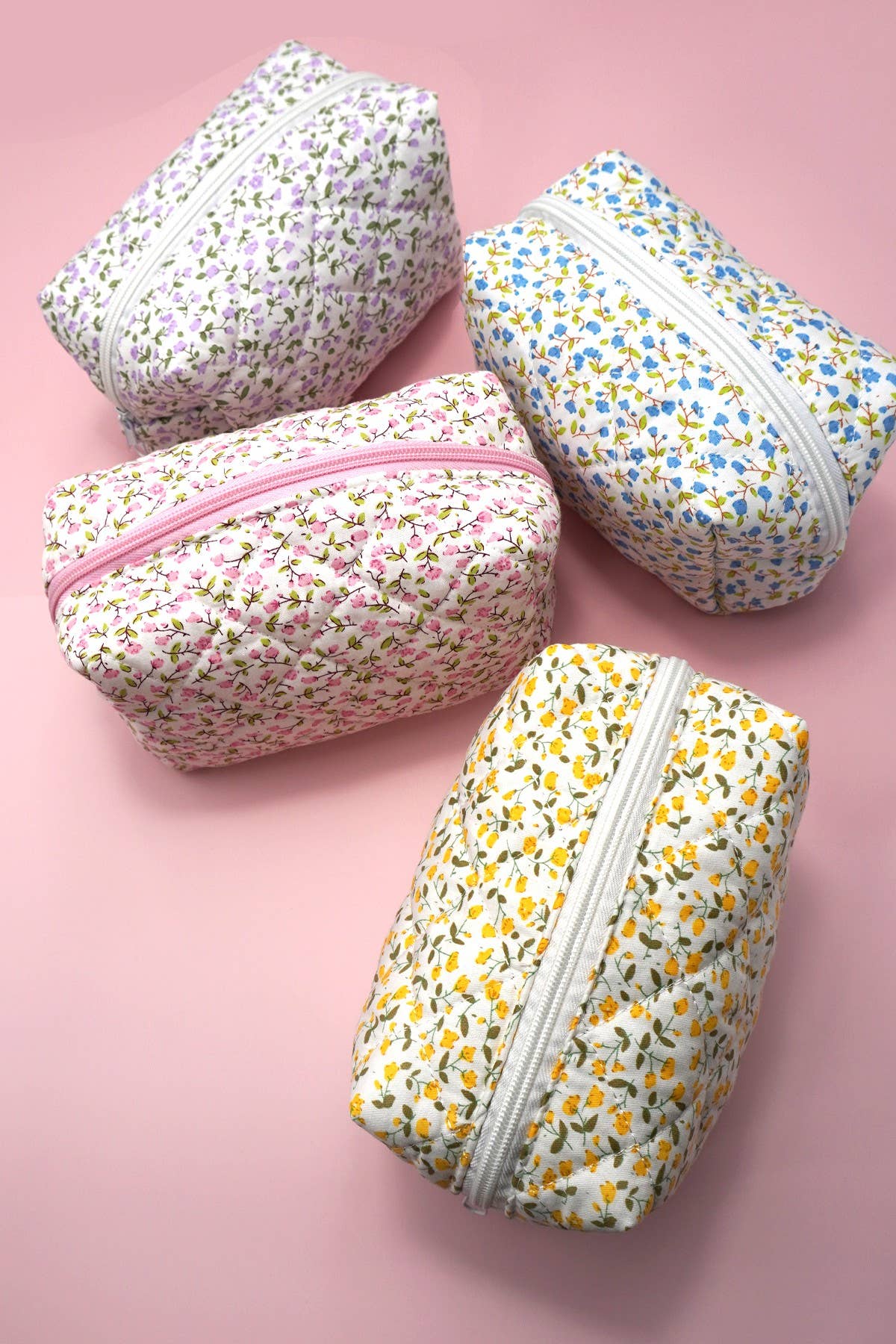 Ditsy Quilted Floral Pouch: Blue