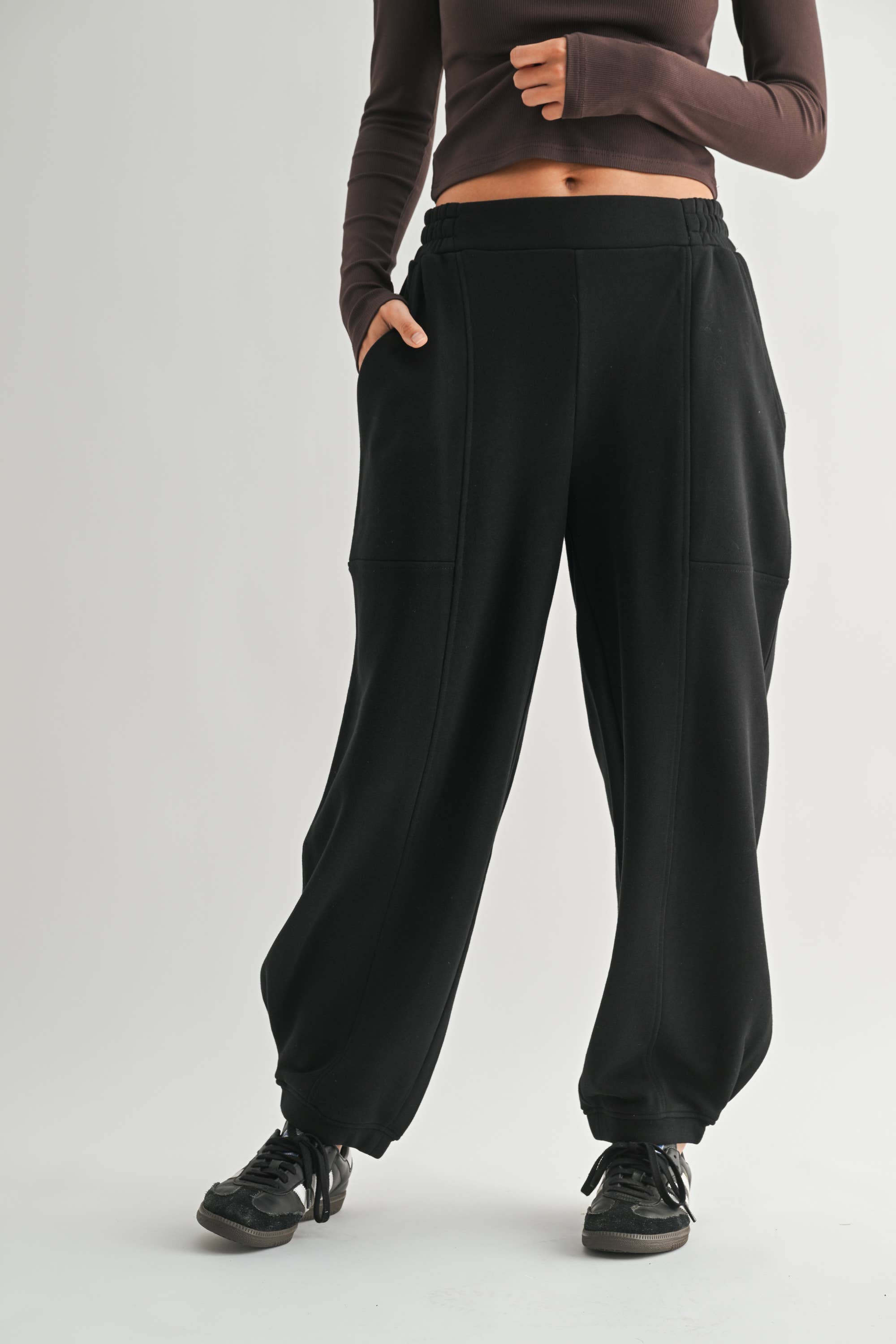 Dune Drift Jogger: Black