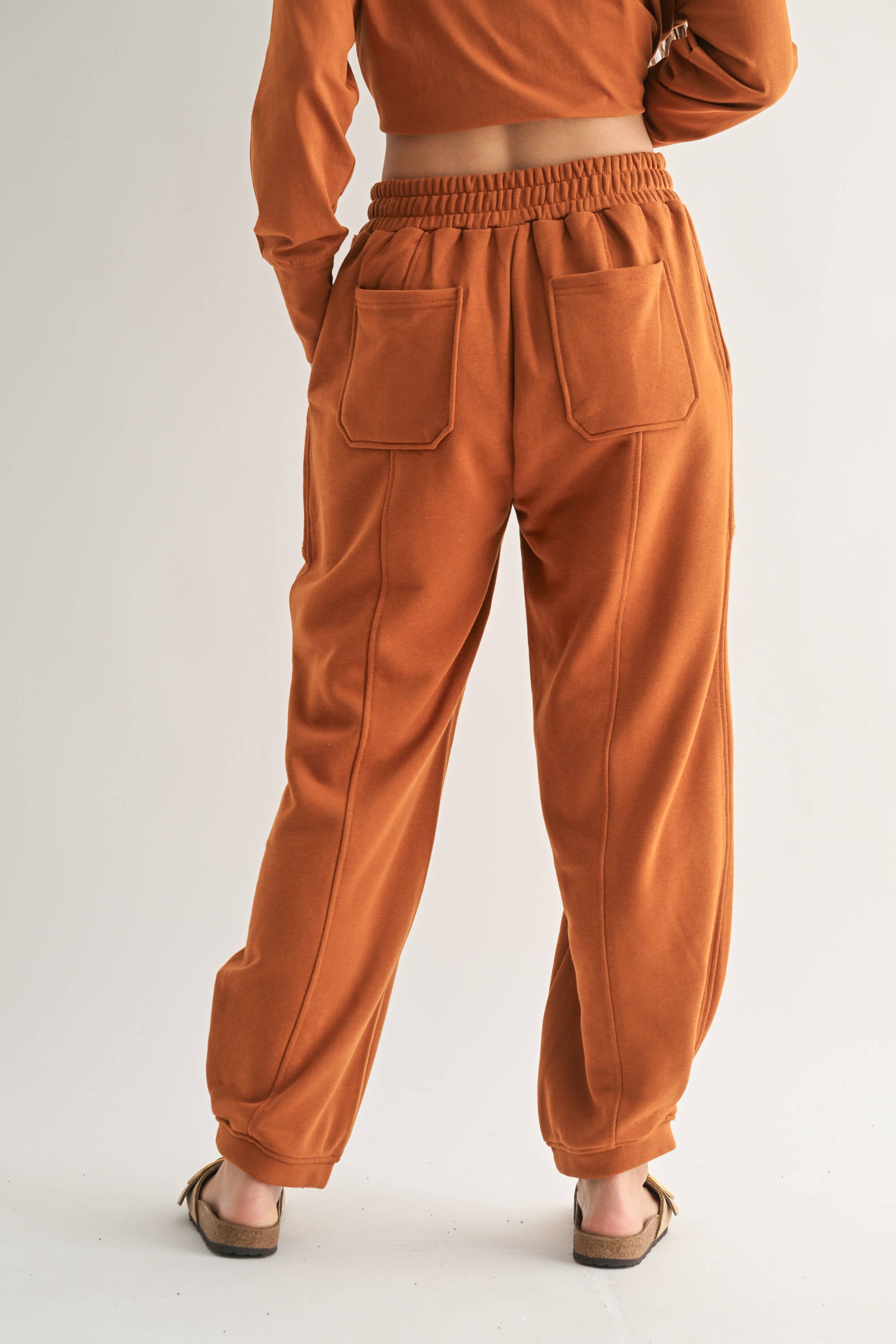 Dune Drift Jogger: Burnt Amber