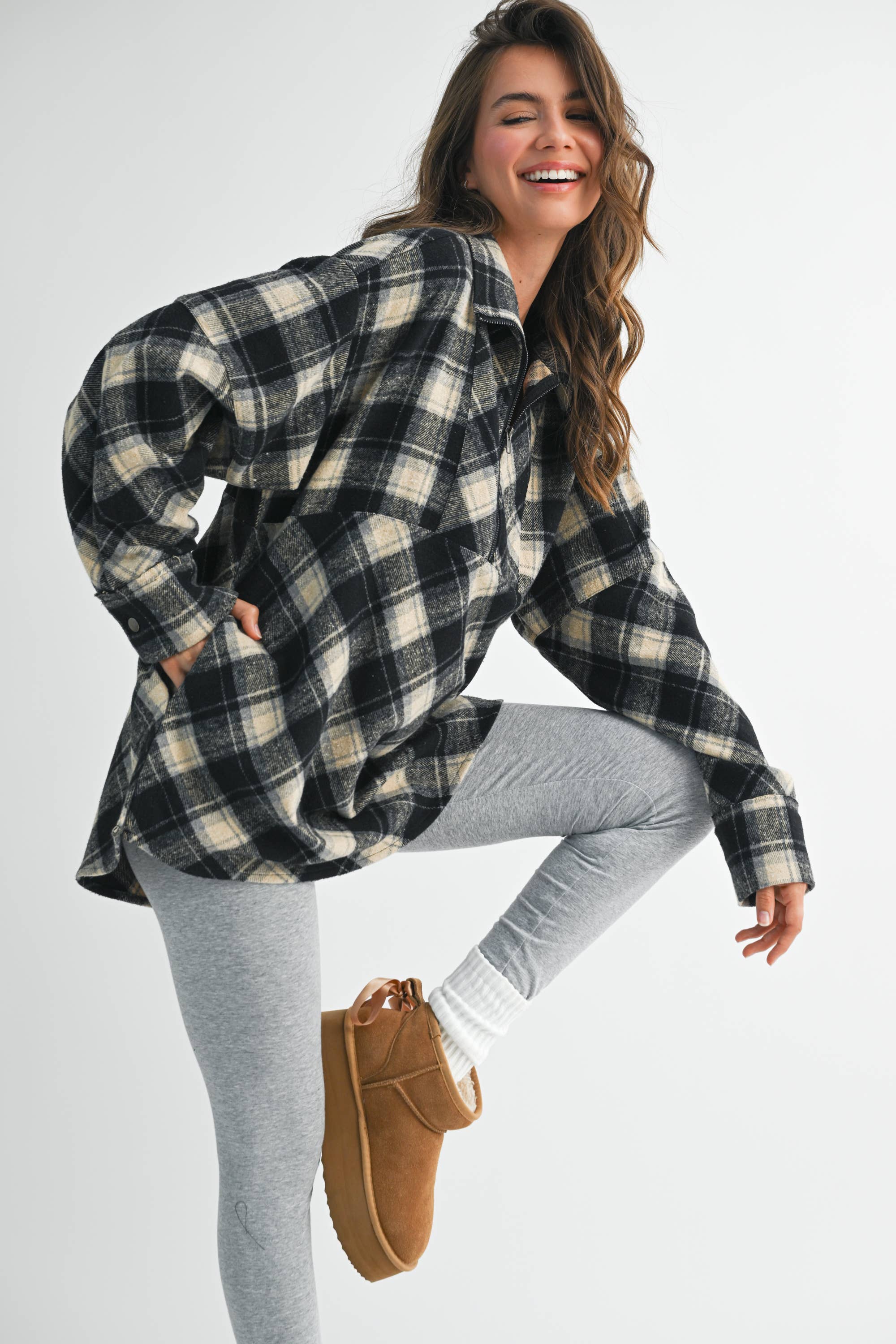 Mya Plaid Pullover: Black