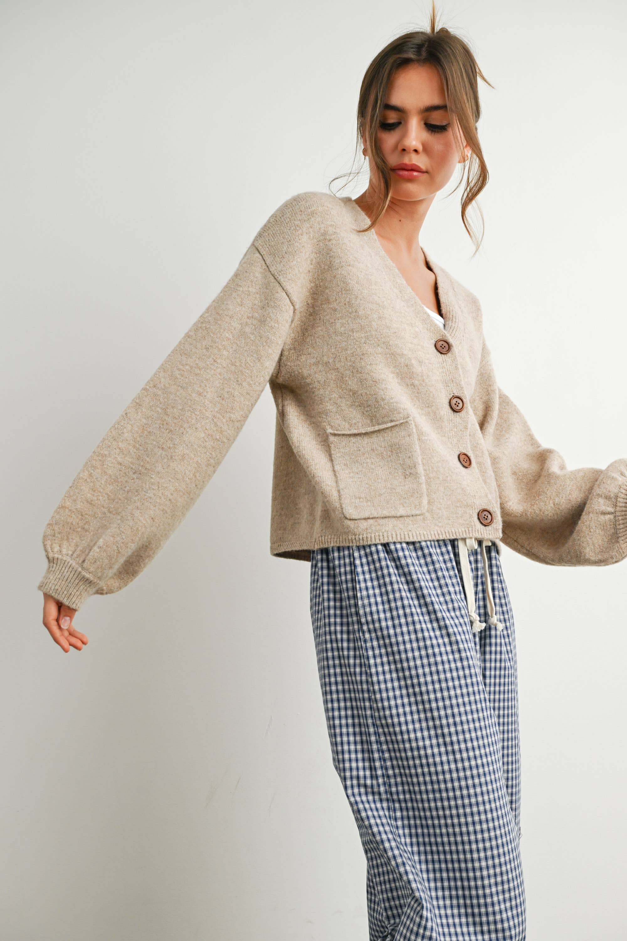 Cuff Button-Up Top: Taupe