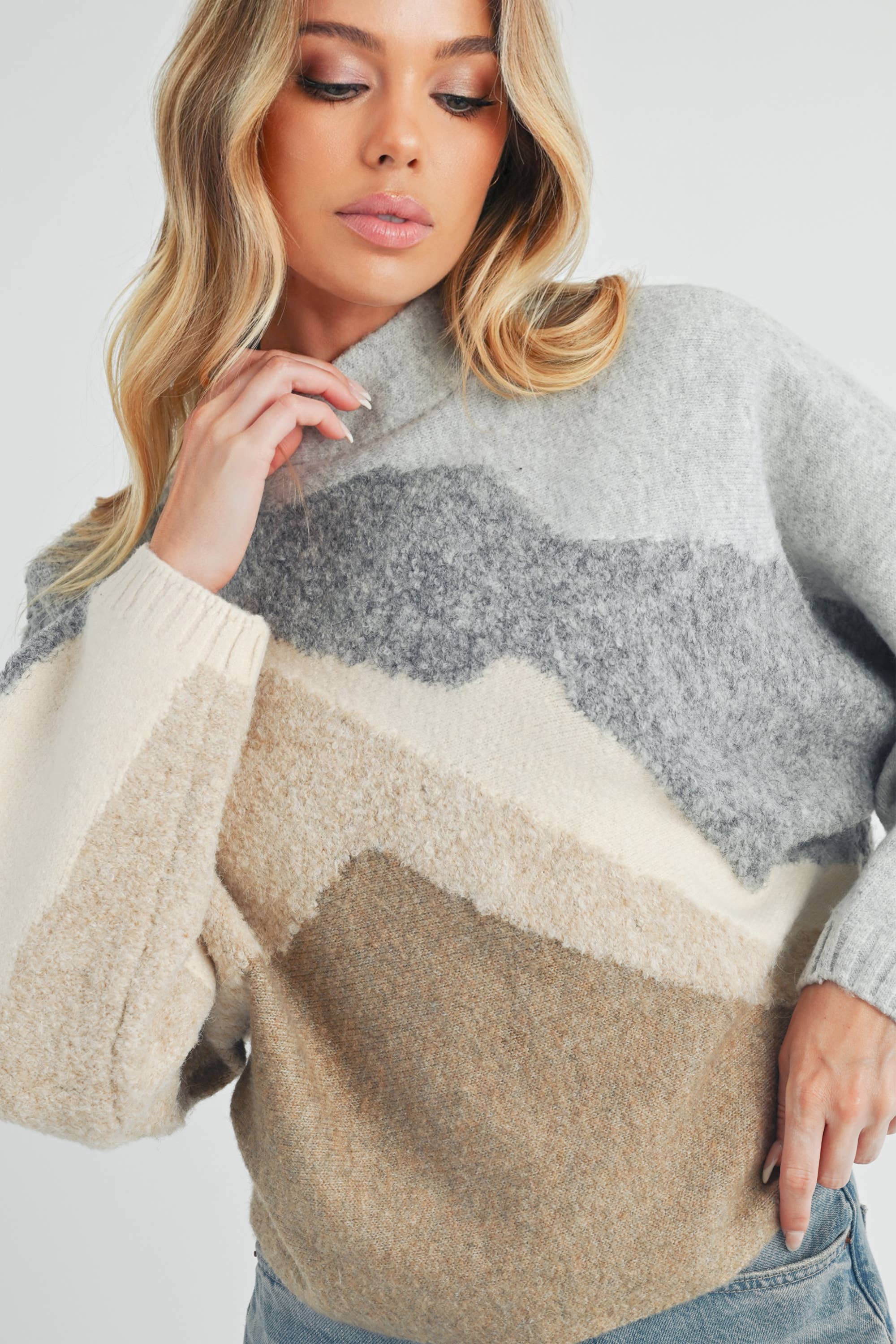 Betsy Sweater:Gray/Tan