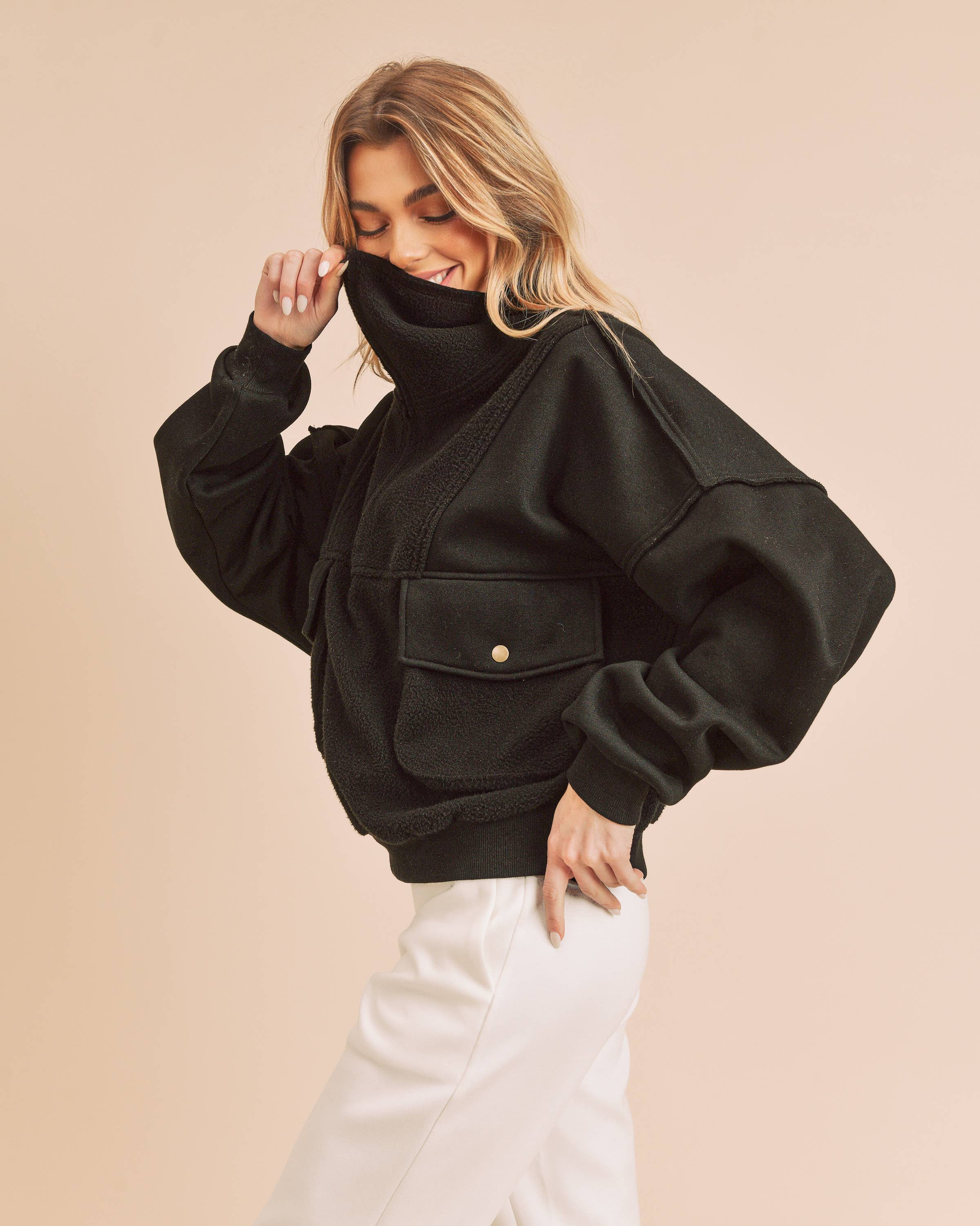 Carter Pullover: Black